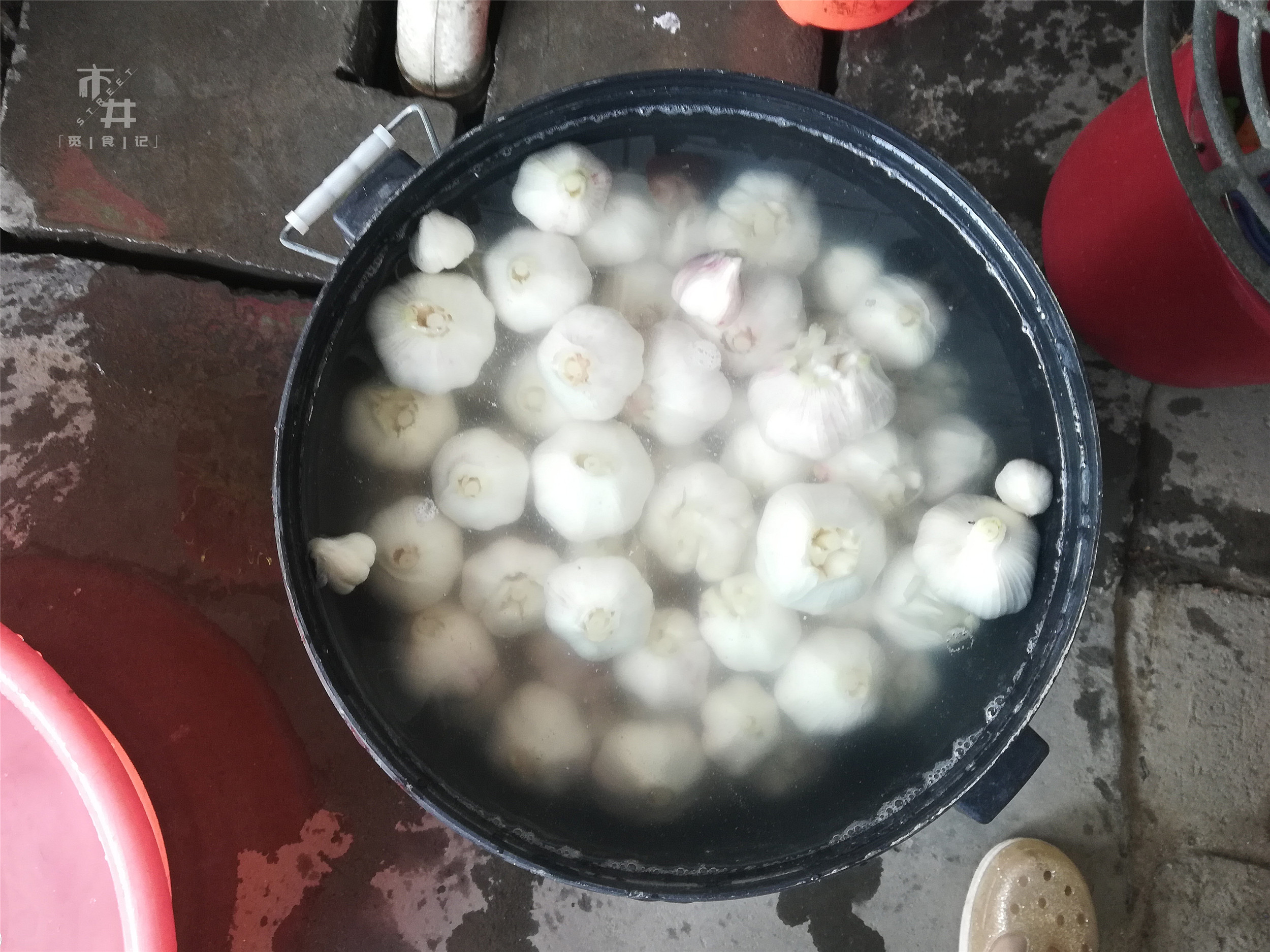 六斤蒜腌糖蒜的正确方法,10斤蒜腌糖蒜方法