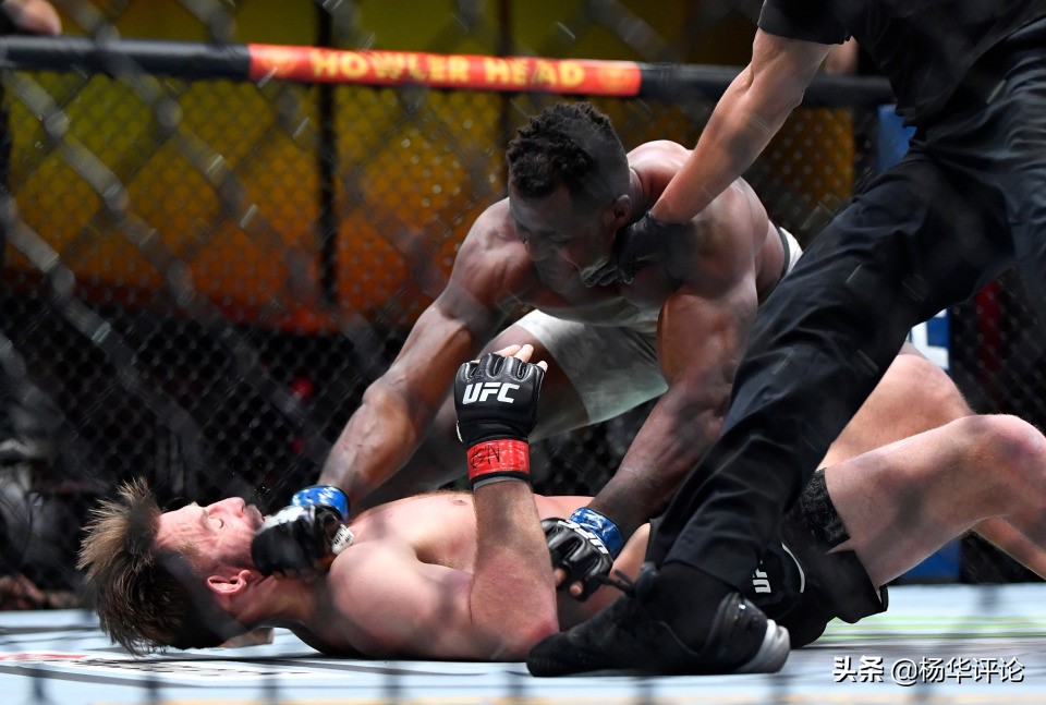 ufc295骨头琼斯vs战警米欧奇完整,米欧奇被铁血击中慢镜头