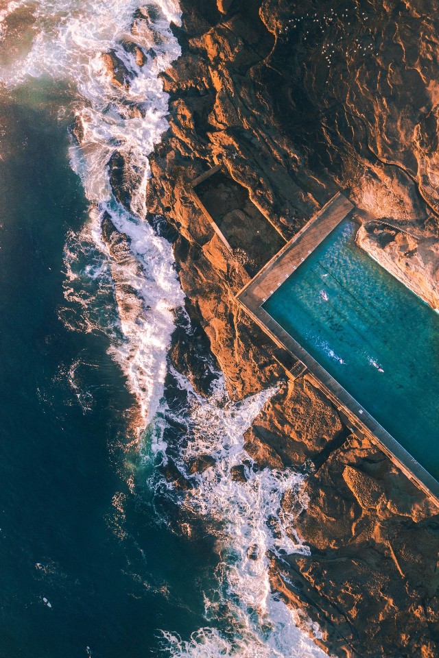 电脑壁纸萌宠超清4k原图,城市风景插画4k高清壁纸