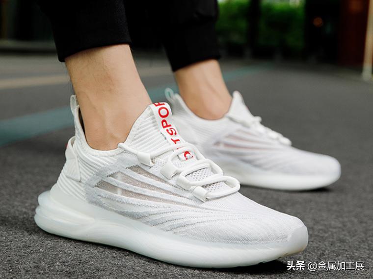 最强踩屎感的运动鞋,踩屎感很强的运动鞋