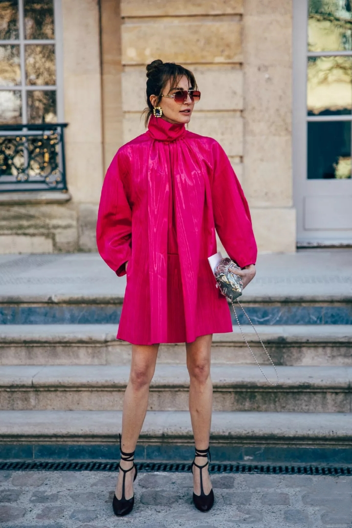 穿这3种流行色显瘦显白 (超显白的时尚潮色)