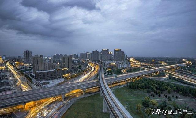 昆山花桥值得去的地方,昆山有花桥这个地方吗