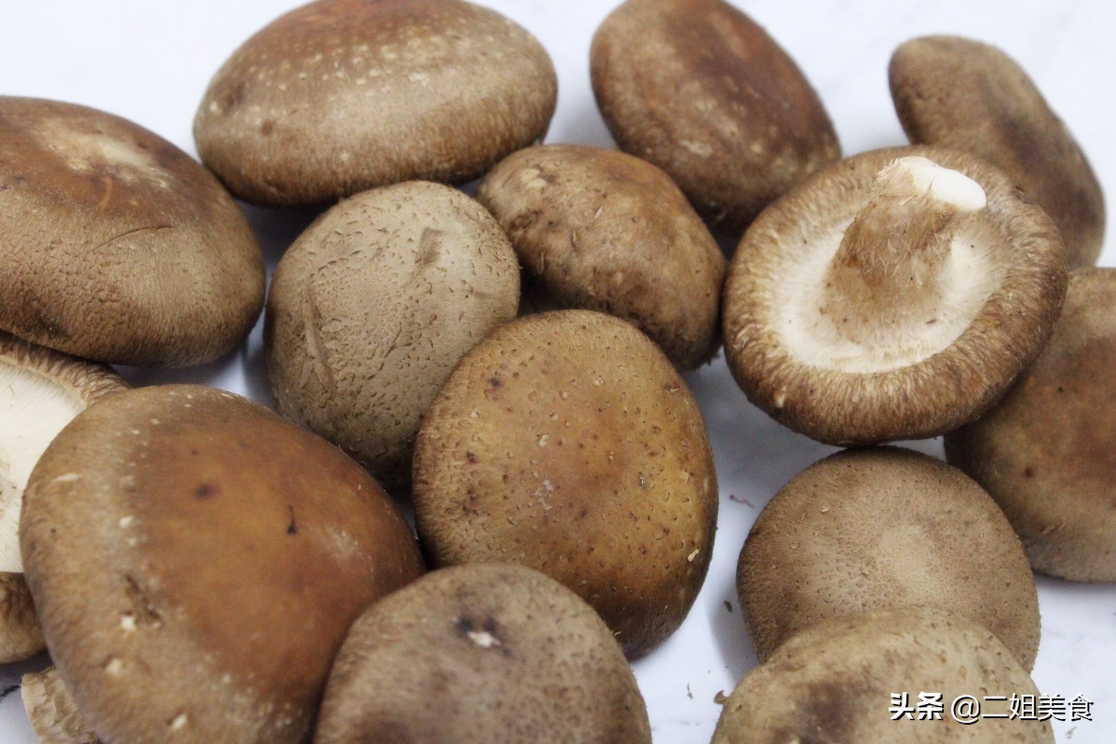 挑新鲜香菇,鲜香菇怎么选