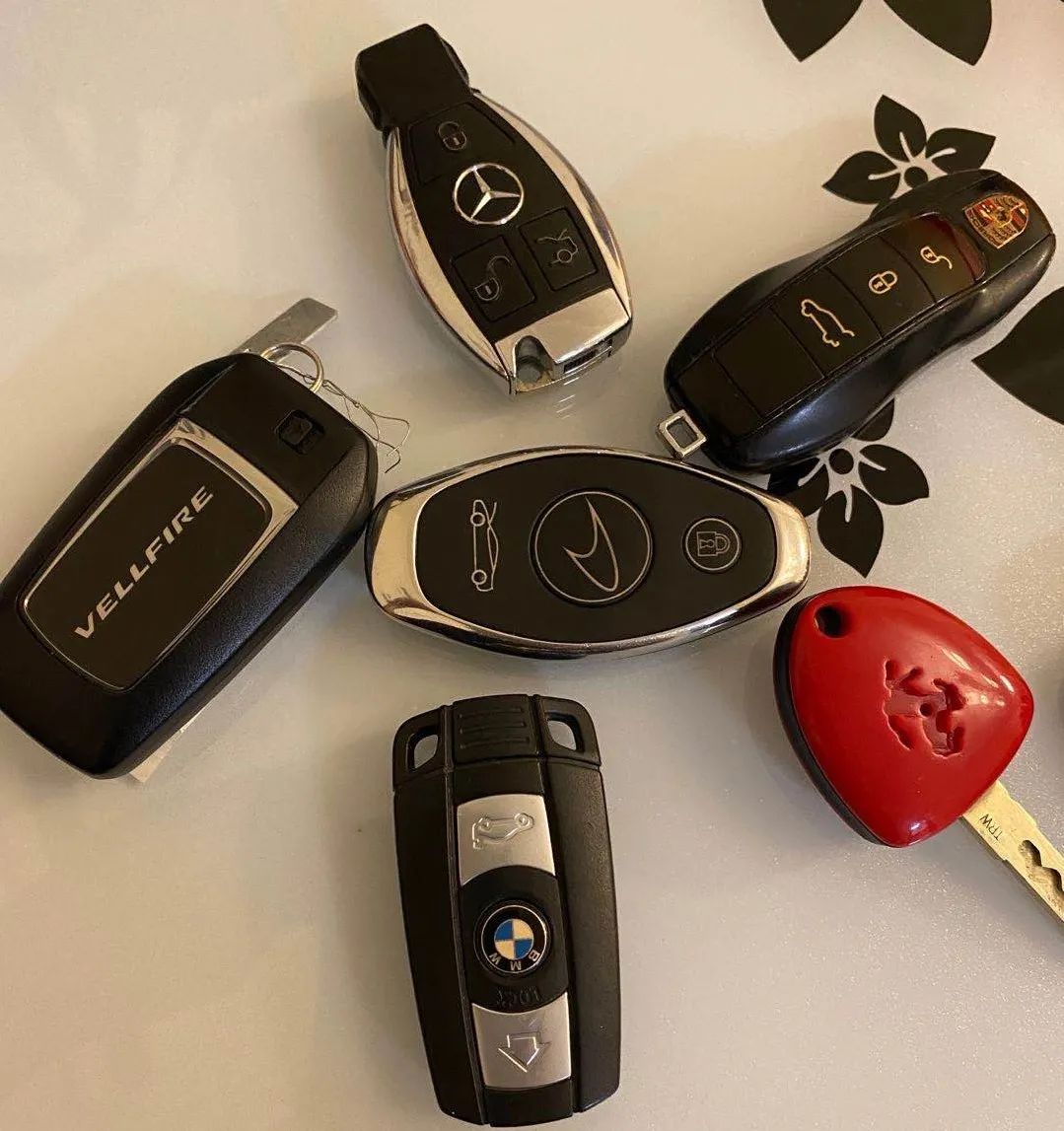 诈骗30万元房子一套判刑案例,租豪车诈骗案