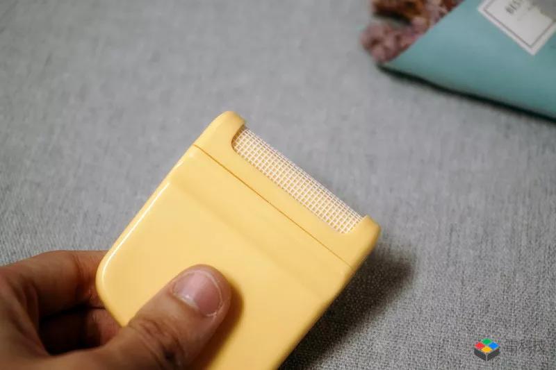 毛球衣服老起球怎么办,衣服清理毛球后再次起球