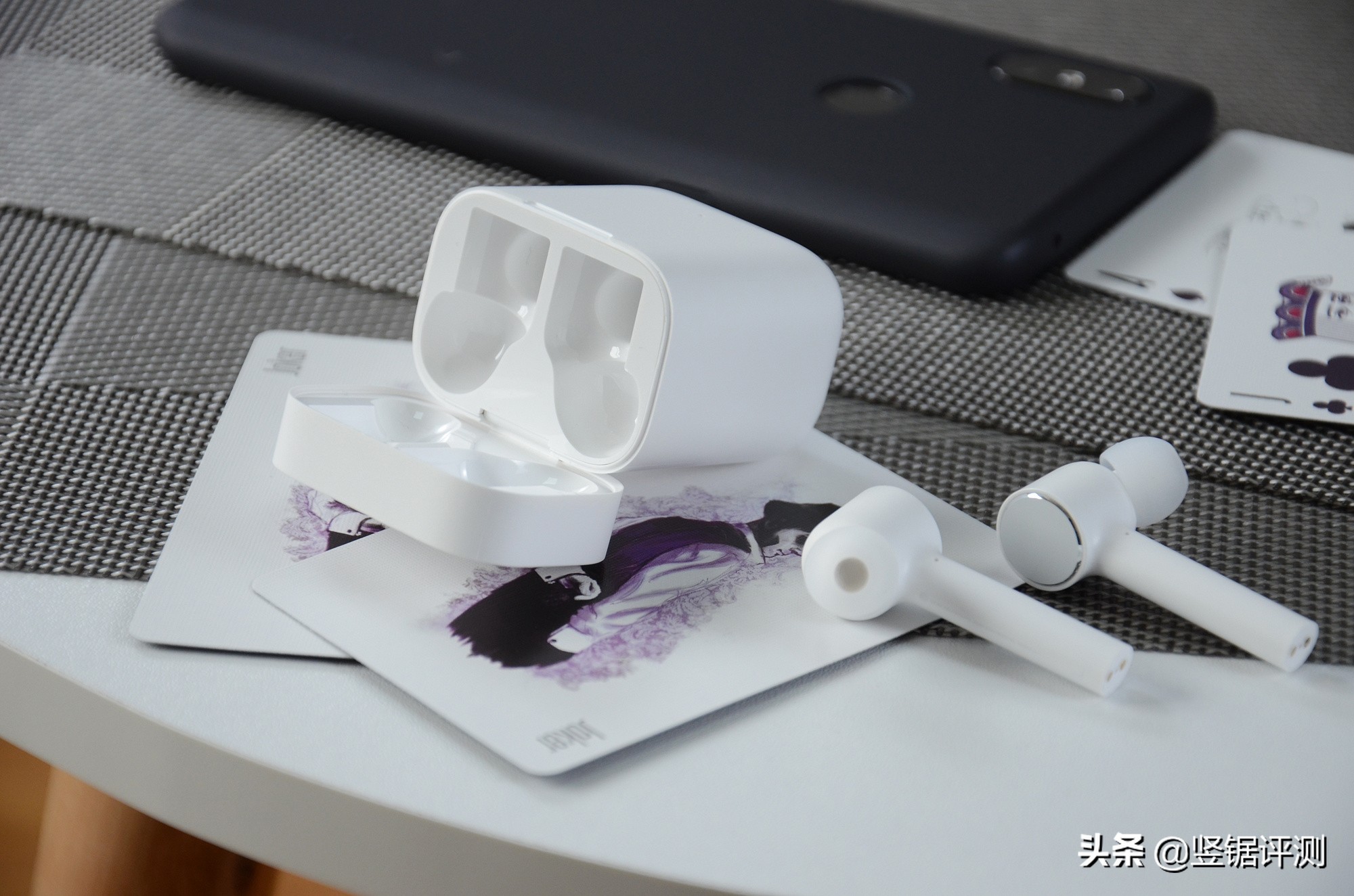 小米redmiairdots3无线蓝牙耳机,小米redmiairdots2真无线蓝牙耳机