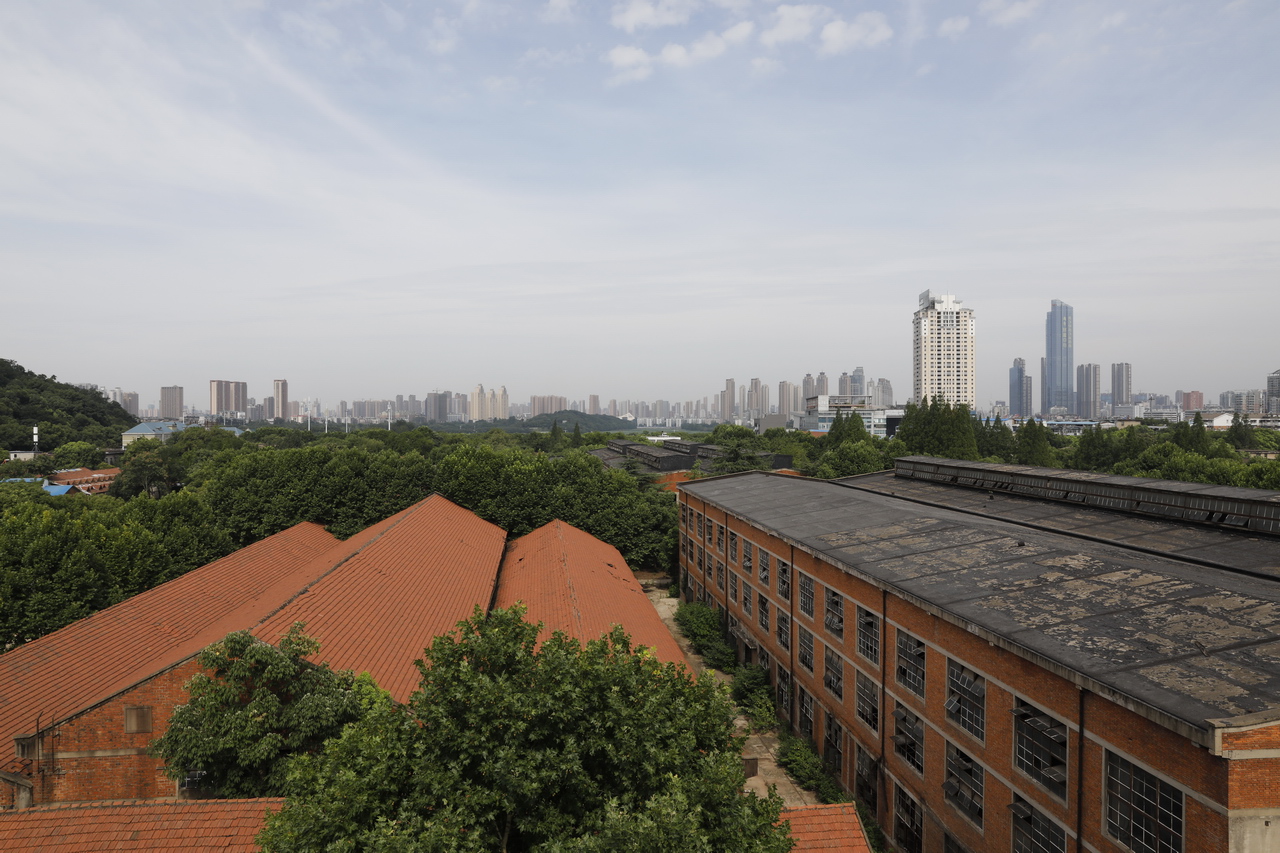 武汉轻型汽车制造厂,武汉特种车制造厂