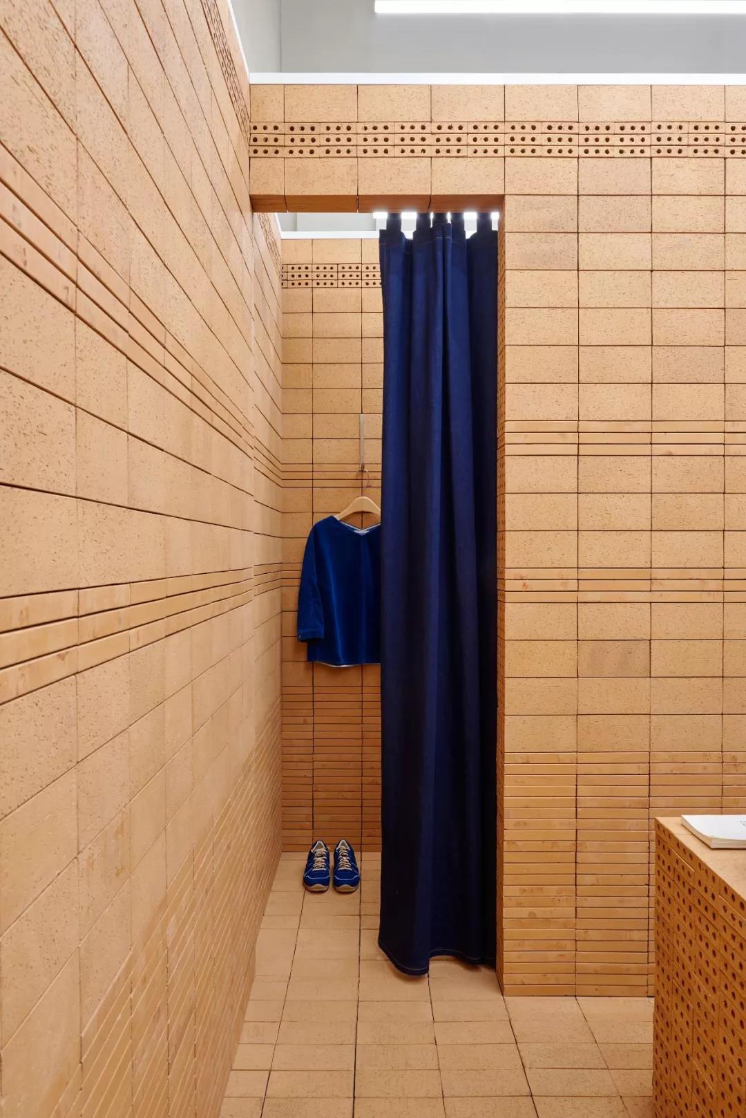 极简主义的ZUCZUG集合店，难怪进店率比别的店铺要高60%以上！