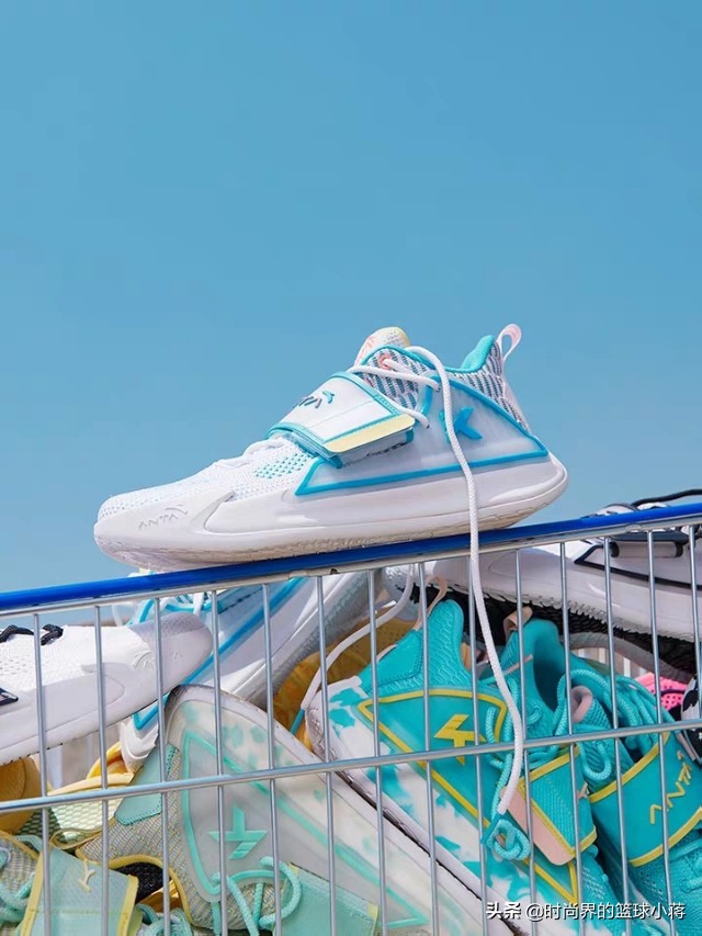 汤普森水花2代上脚,汤普森水花3代搭配