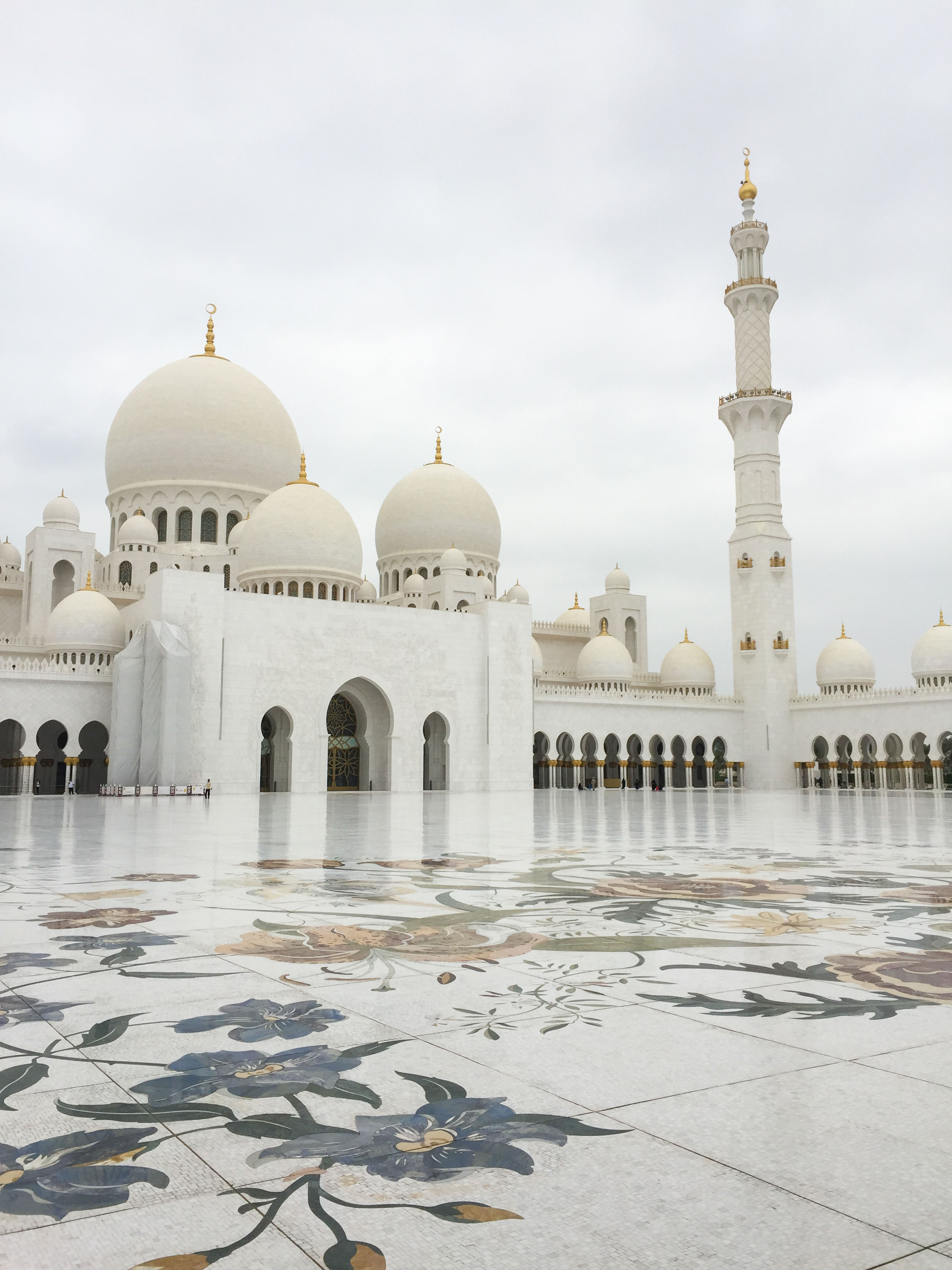 最奢华最漂亮阿布扎比的清真寺,最奢华清真寺谢赫扎伊德