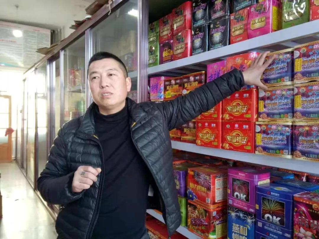 「安全防范」被鞭炮炸伤眼睛怎么办？大庆急诊科主任医师：千万不可用水冲洗，也不要用眼药水……