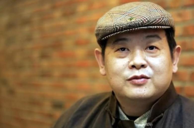 傅彪去世后冯小刚给了200万,傅彪和张国立一起演过的电影