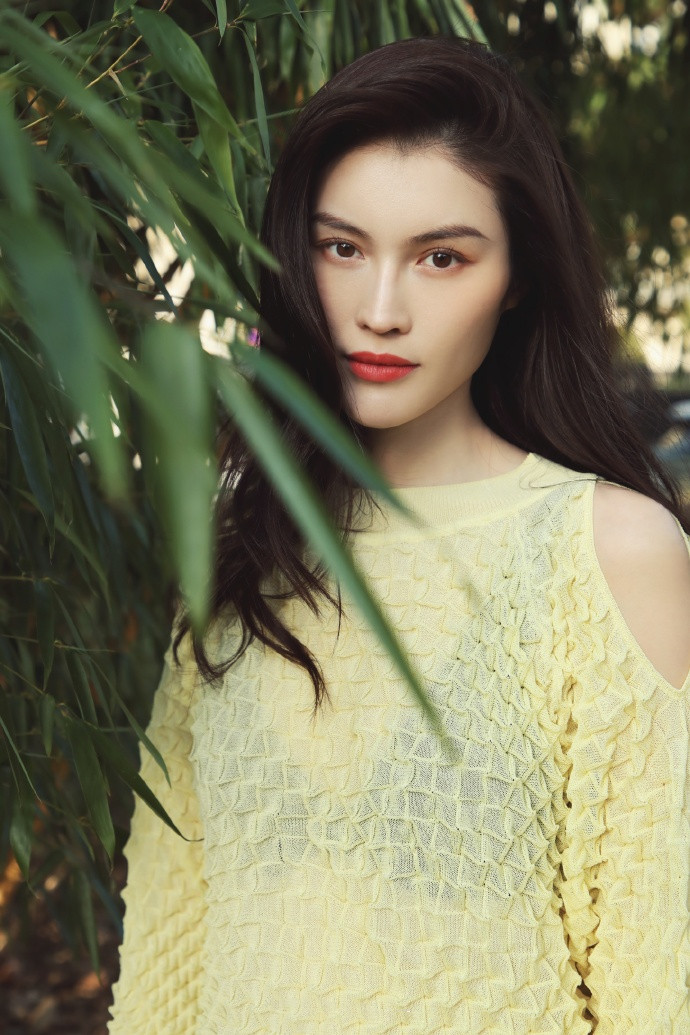 何穗的秋季穿搭风格,何穗穿搭夏天气质套装视频