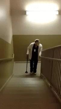 小腿腓骨骨折保守治疗多久能走路,小腿骨折保守治疗多久能恢复正常