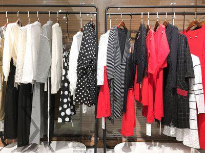 海南服装男服装批发市场,即墨服装批发市场品牌服装总代理