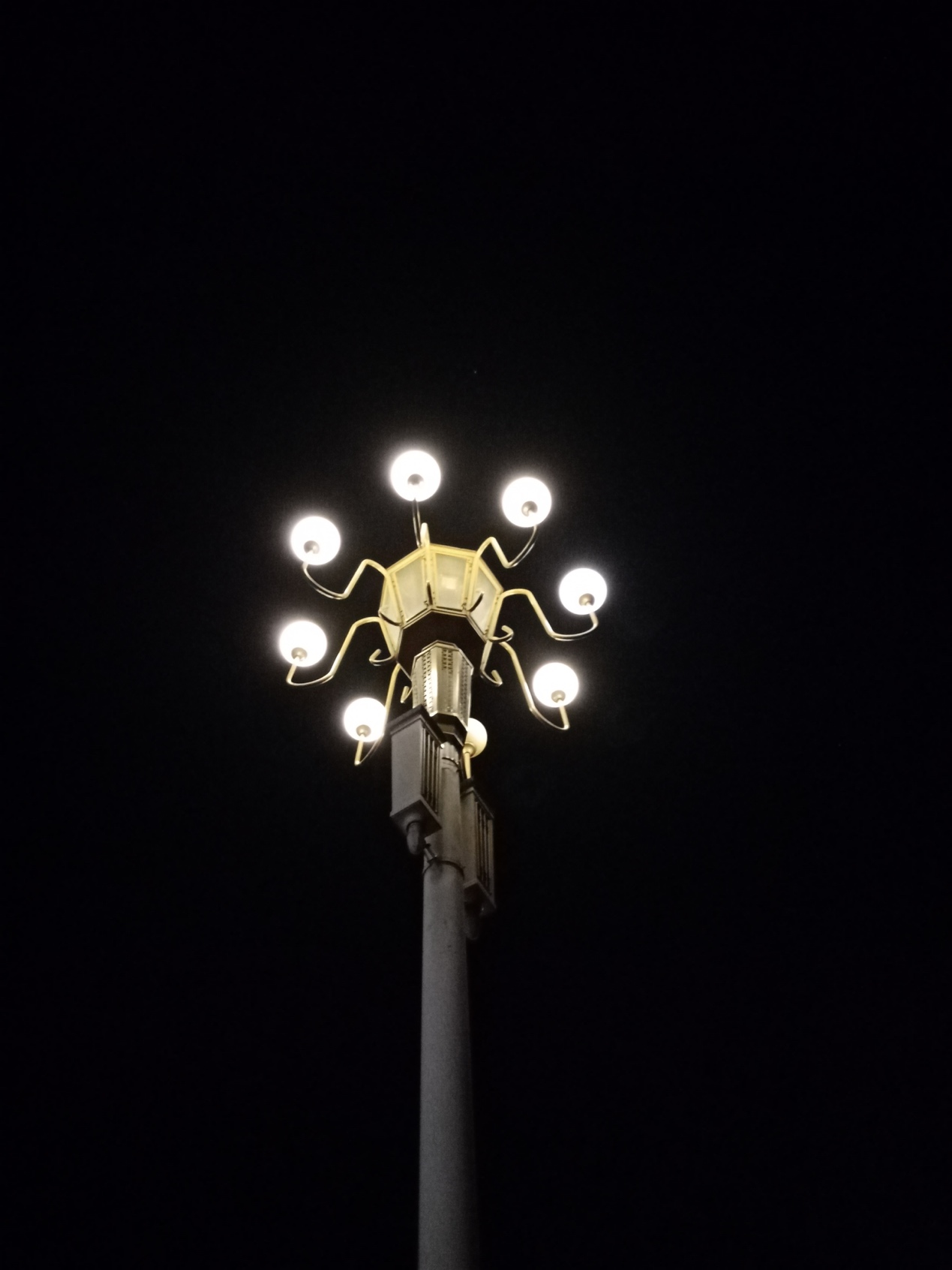 百元荣耀最高性价比手机,全屏幕手机百元