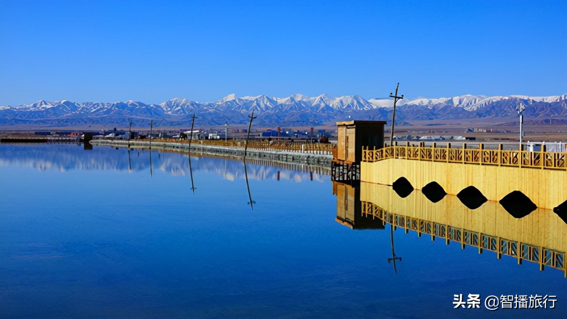多彩美乌兰，风光无限美