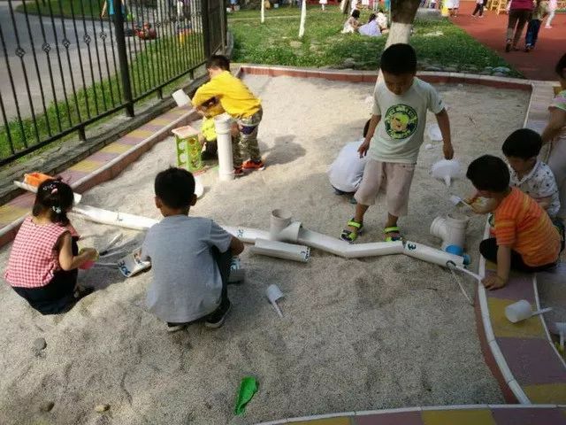 婴幼儿居家安全户外安全,户外设备器材安全手册