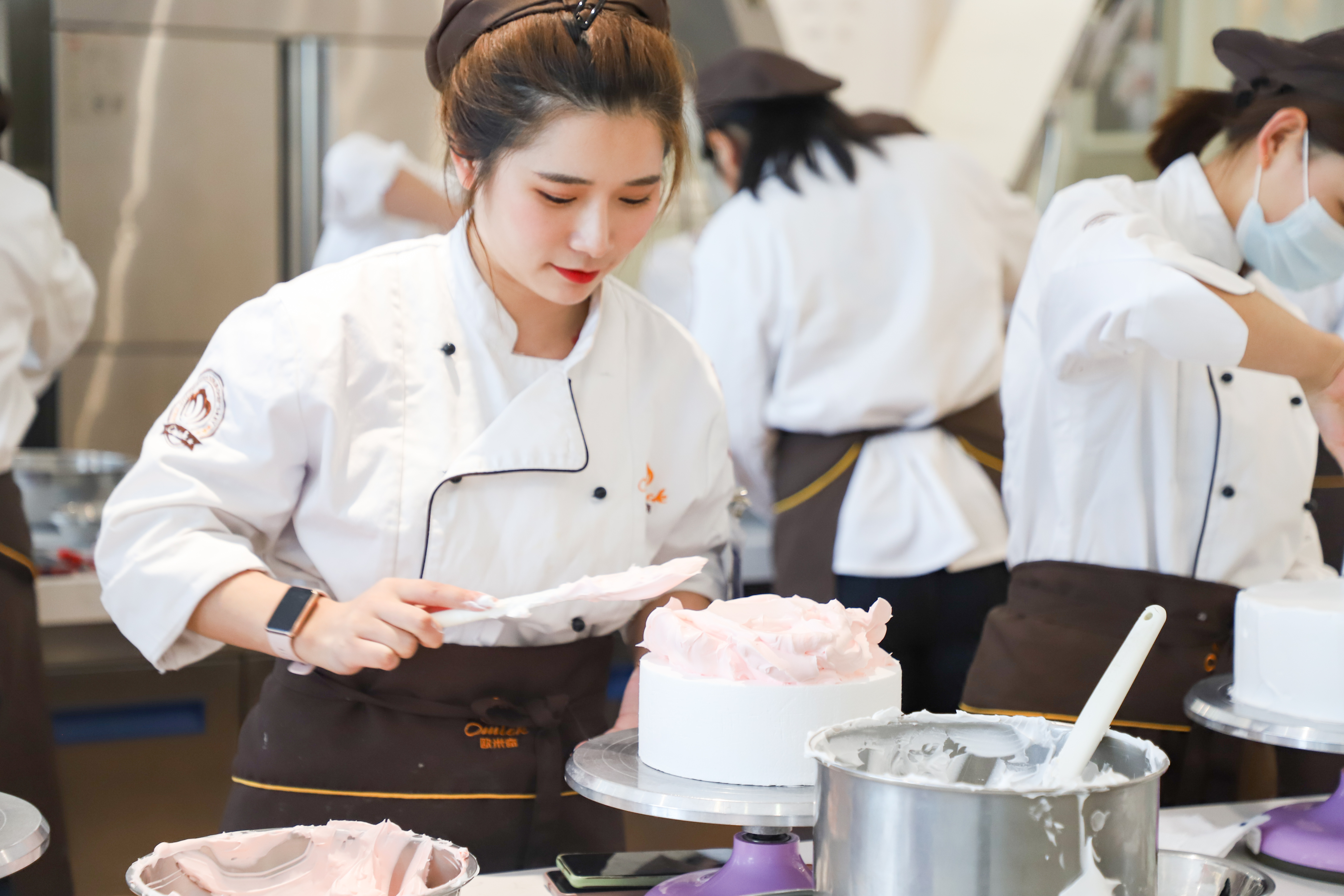 榆次学做蛋糕去哪里学,学面包蛋糕去哪里学比较好