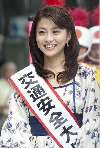 日本人评价小林麻央,小林麻央年轻照片