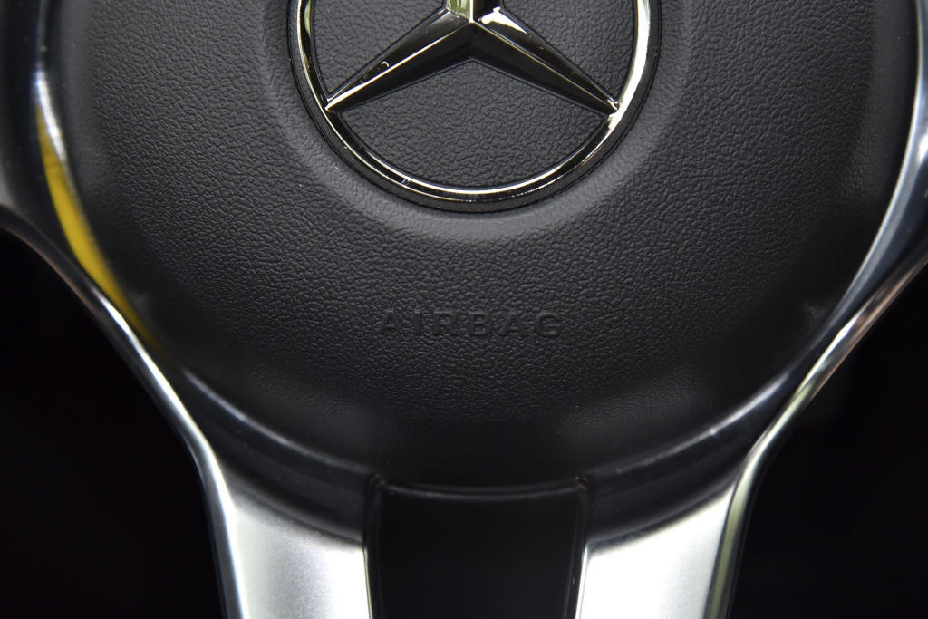 预算20w入手奔驰a级,同样预算选揽运还是揽胜