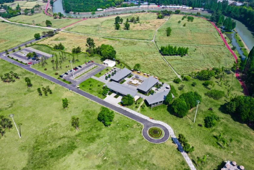 你好，我叫郫都，这是我的最新简历