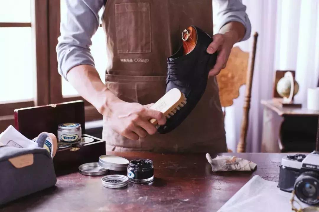 怎么才能让鞋子干燥不臭,如何使鞋子保持干燥