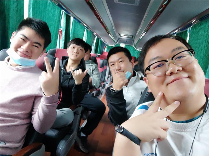 2020现代第七代伊兰特白色,小米社区新品季