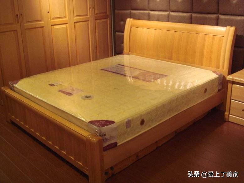 松木床和榉木床哪个好,松木床板和榉木床板哪个结实