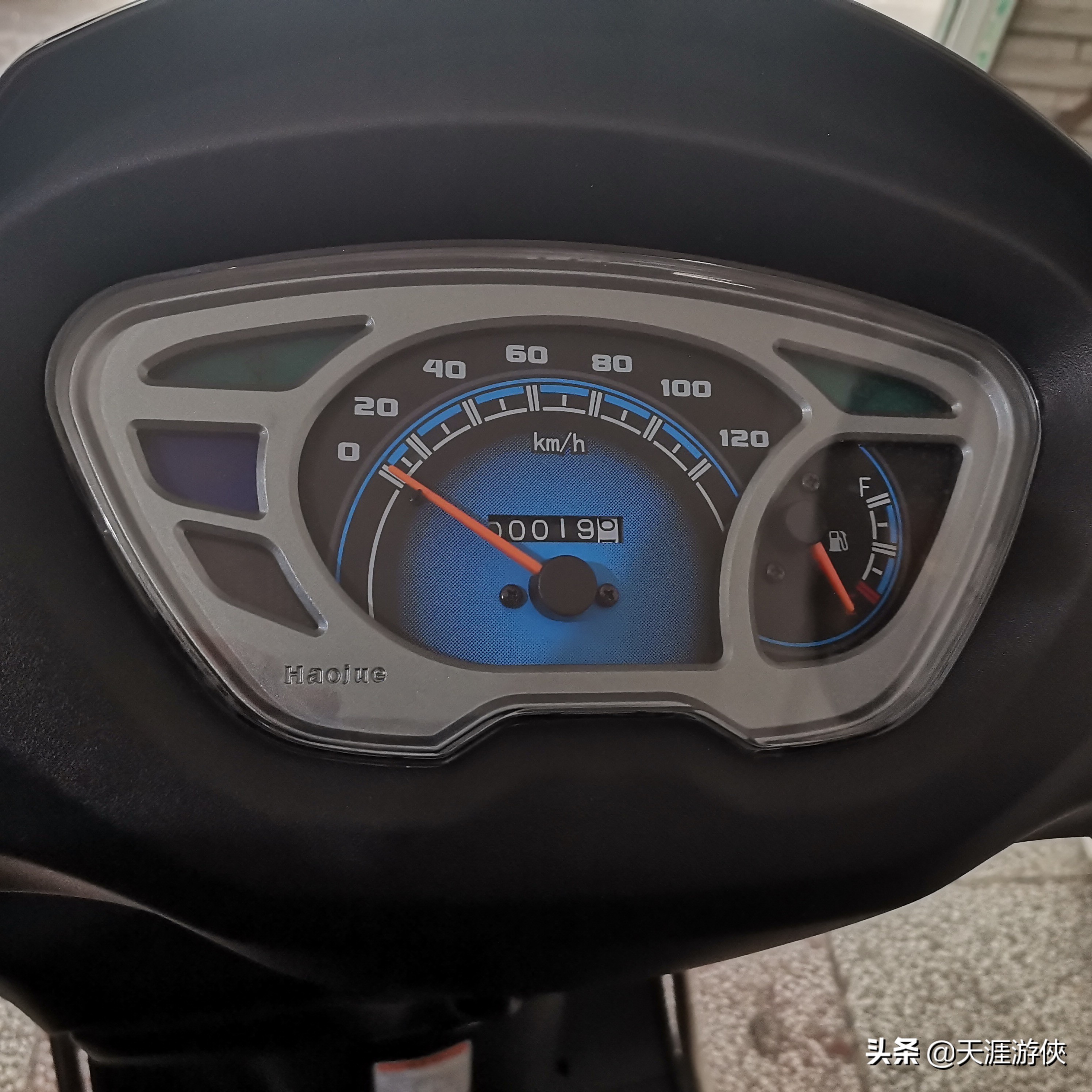 豪爵宇钻125今年多少钱,豪爵宇钻e125价格是多少