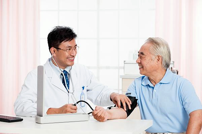 肾虚吃猪腰炖汤的功效,肾虚吃猪腰子补得快吗