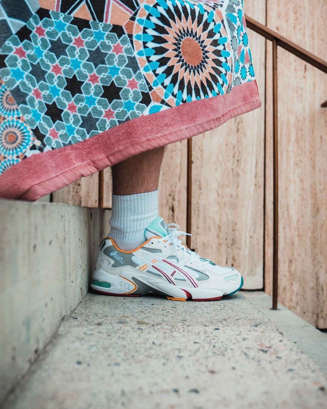 球鞋上脚精选集,每日精选球鞋上脚今天出门穿哪双