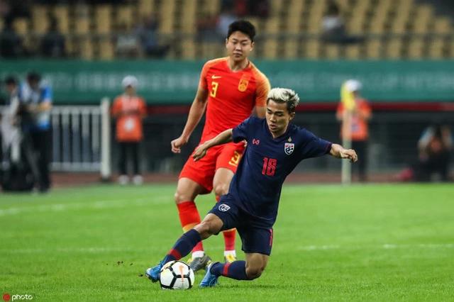 中国队想说爱你不容易,中国足球期待很美好