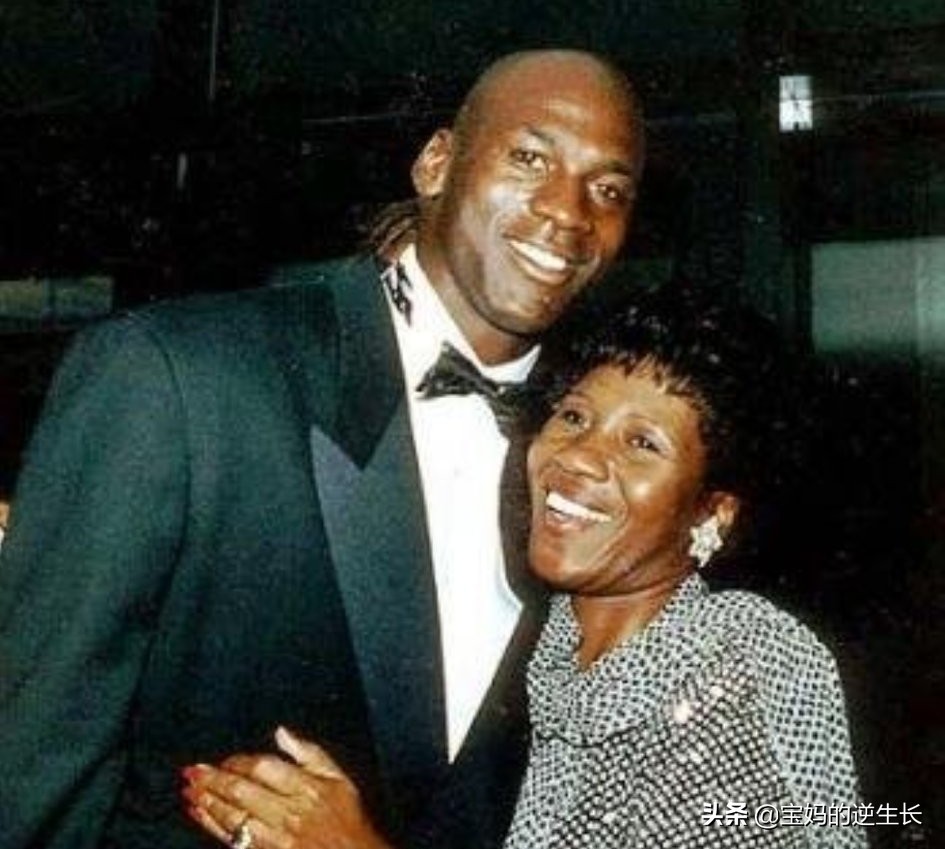 乔丹失败是成功之母,乔丹人生中四次哭泣