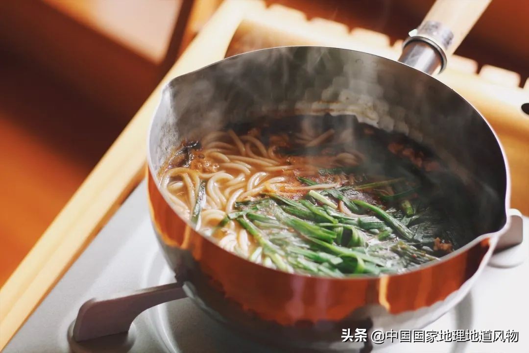 云南到底有多少米线,云南蒙自米线哪家正宗