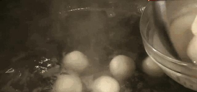 汤圆自制简单小吃,汤圆最简单的做法不用烤箱