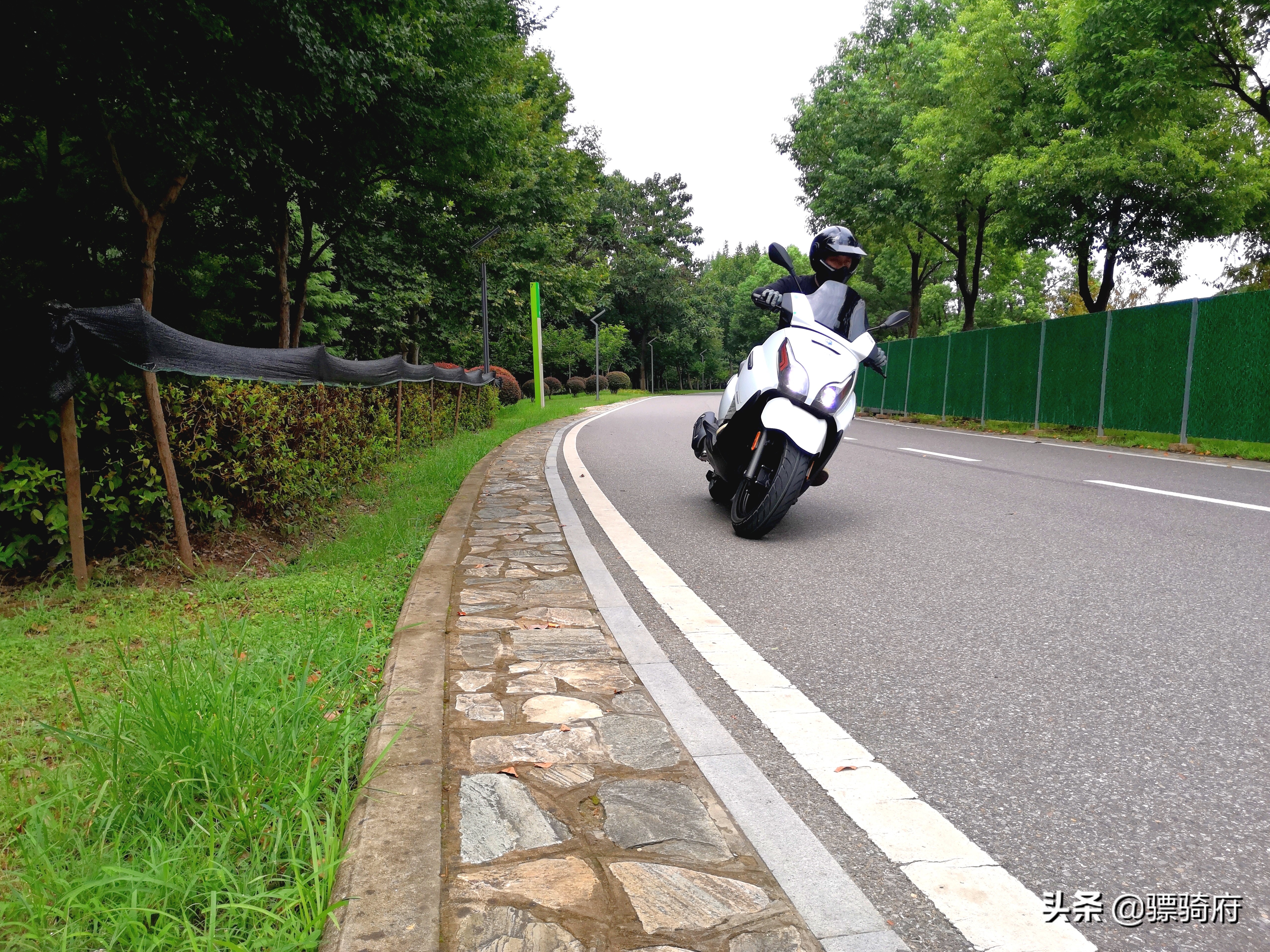 比亚乔x7踏板最高时速,比亚乔x7250级踏板售价公布