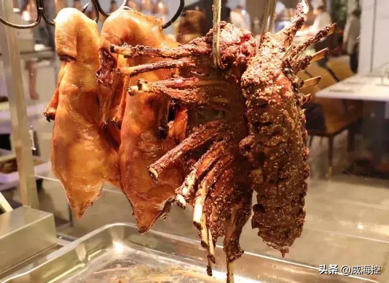 不到百元的大餐,不到百元的酒店