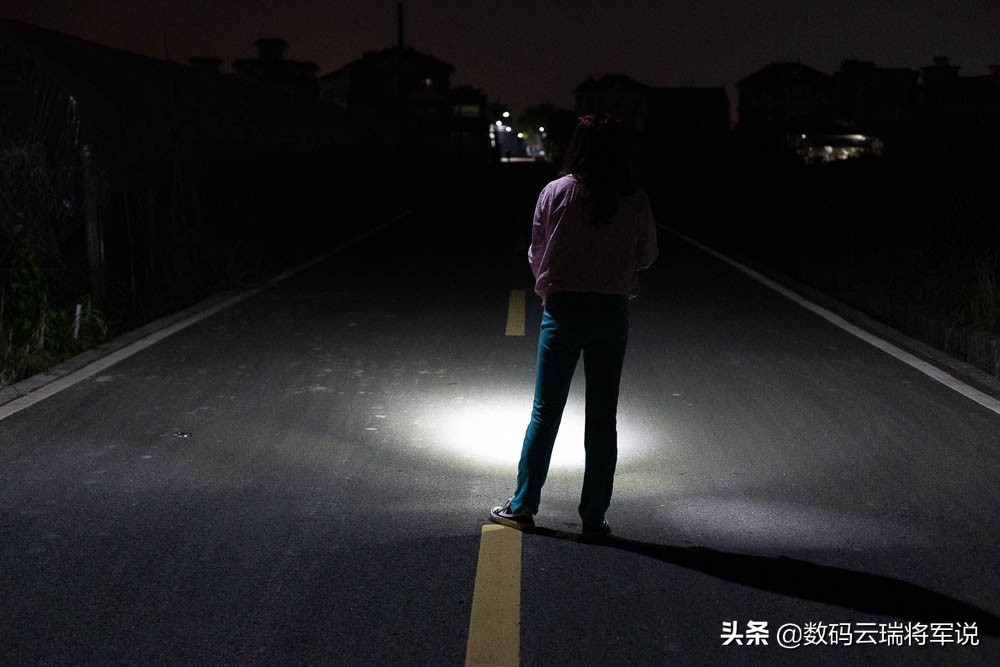 m4强光手电筒,迷你超亮强光手电筒