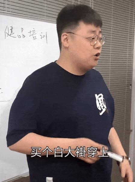 警方捣毁保健品诈骗窝点,警方摧毁深山制假窝点