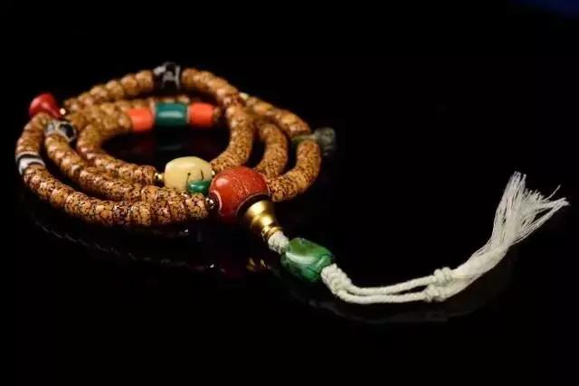 星月菩提盘花怎么处理,星月菩提的盘玩花了怎么补救