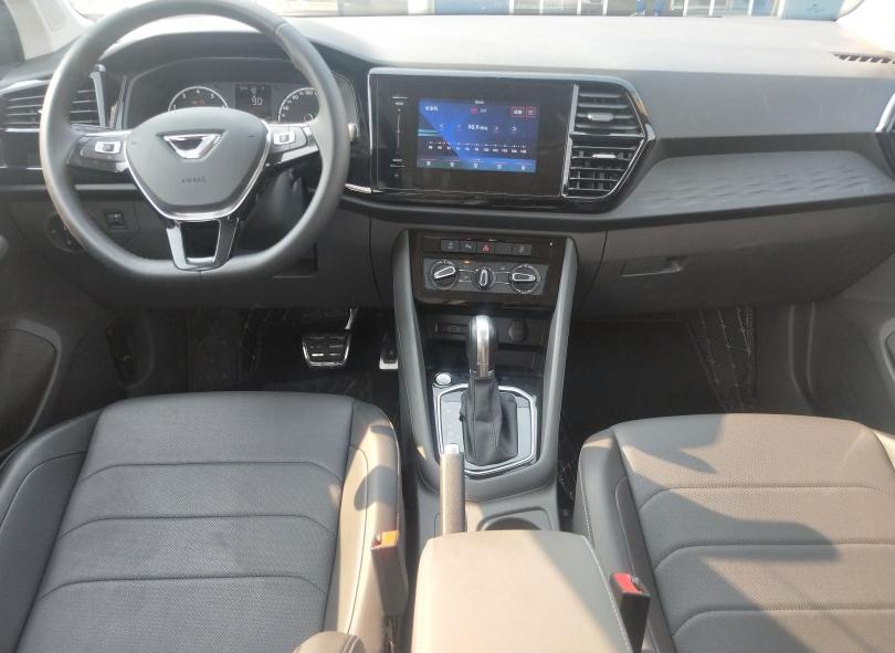 捷达vs5对比途岳哪个好,途岳捷达vs5发动机