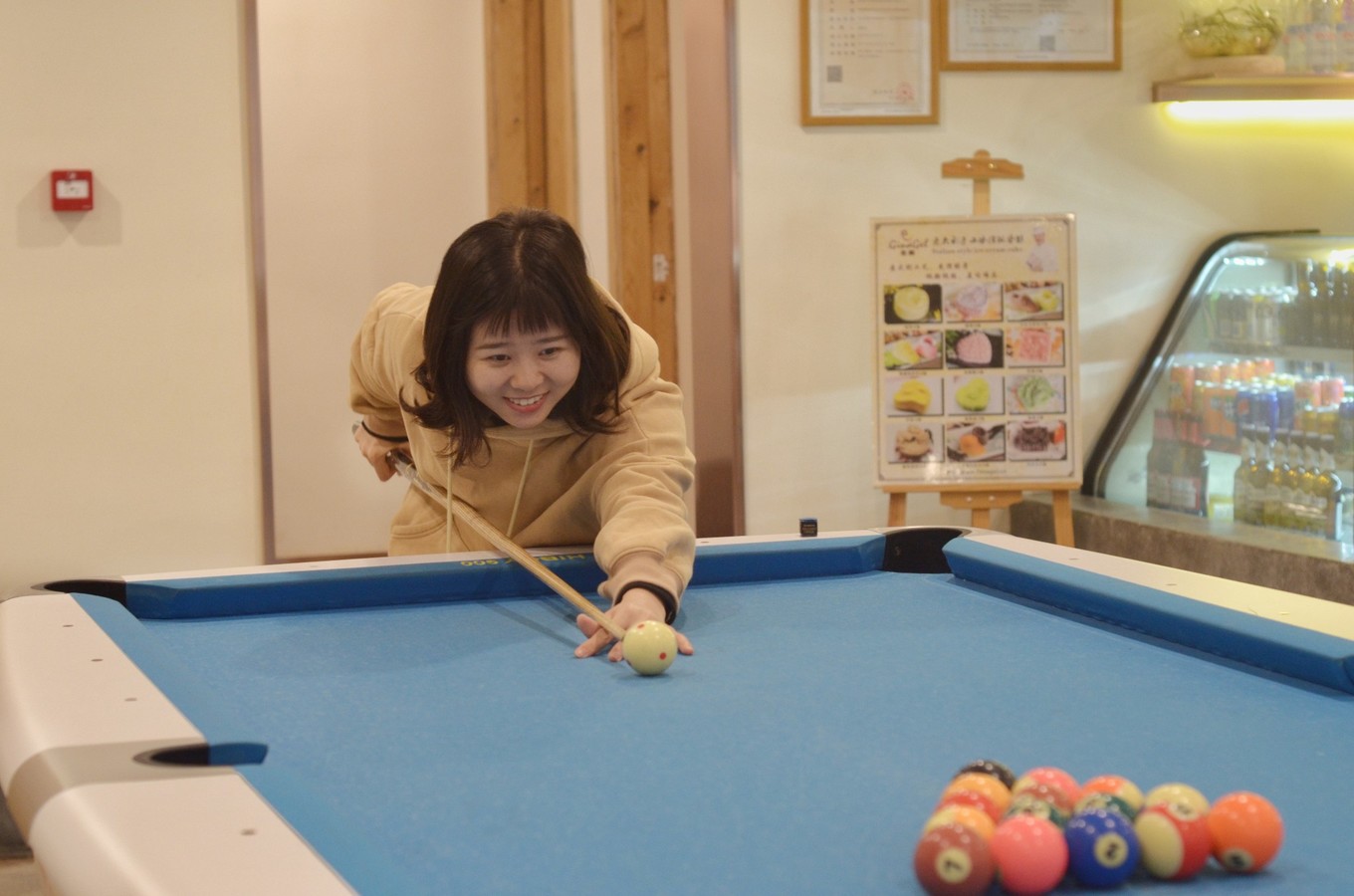 一座白楼，青山环绕，云卷雾舒～享受在莫干山野的娴静自由