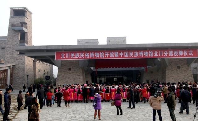 李子柒是四川绵阳平武哪里的人,美食旅游景点推荐博主