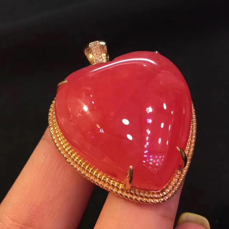 各地玉石的鉴别与特征,玉石的种类及特征及鉴别方法