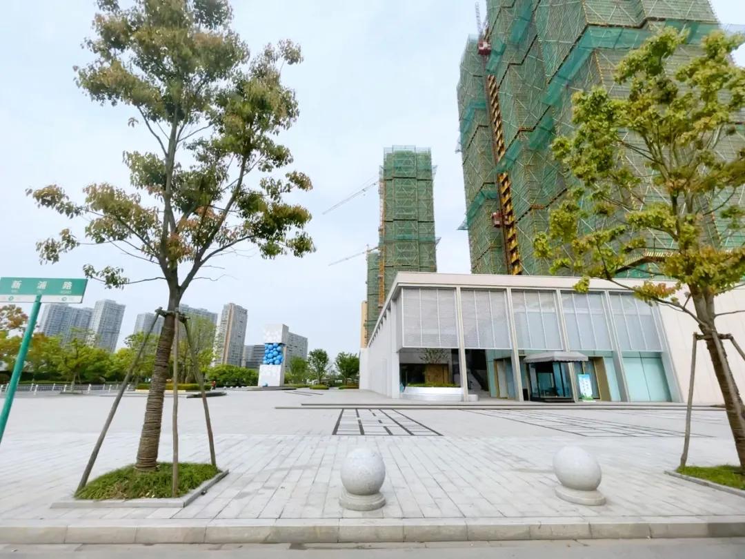 38000元/㎡的浦沿,一分未涨,但无倒挂,摇吗?丨“小公举”探地