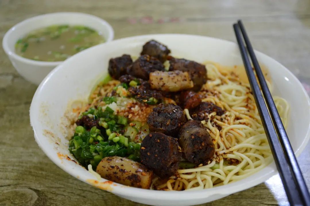 青海羊肉和宁夏滩羊哪个好,青海新疆内蒙哪里羊肉最好