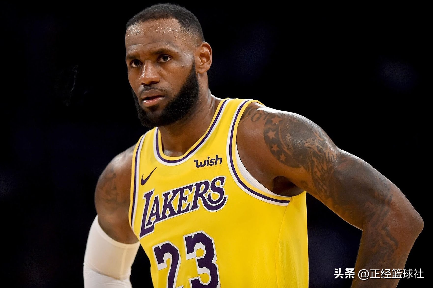 詹姆斯凭什么收入这么高 (詹姆斯现在的工资多少钱)