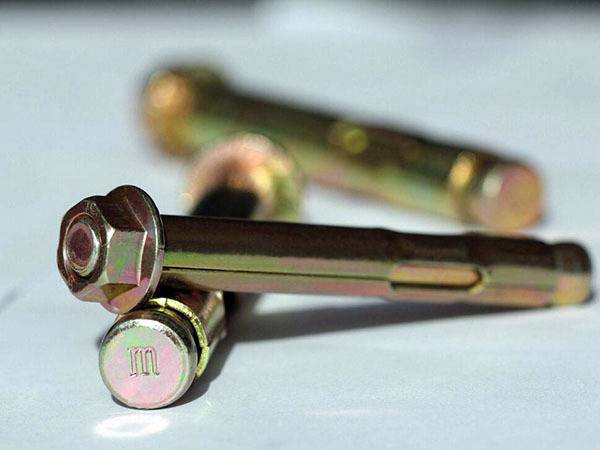 已装好的膨胀螺丝如何拆下来,膨胀螺丝怎样安装才牢固