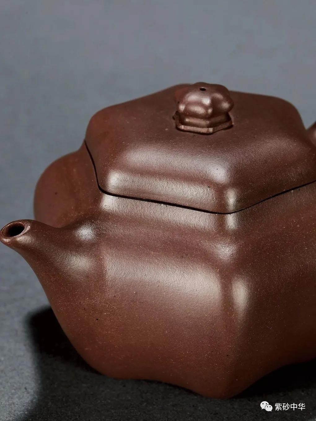 2017西泠印社拍卖现场青铜盘,2020西泠春拍紫砂壶成交记录